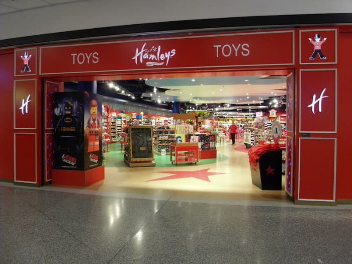 Hamleys теряет 500% прибыли и покидает Международный рынок